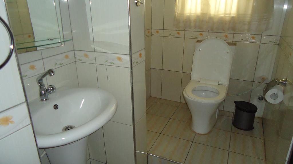 Wadoma Royale Hotel Kumasi Rom bilde