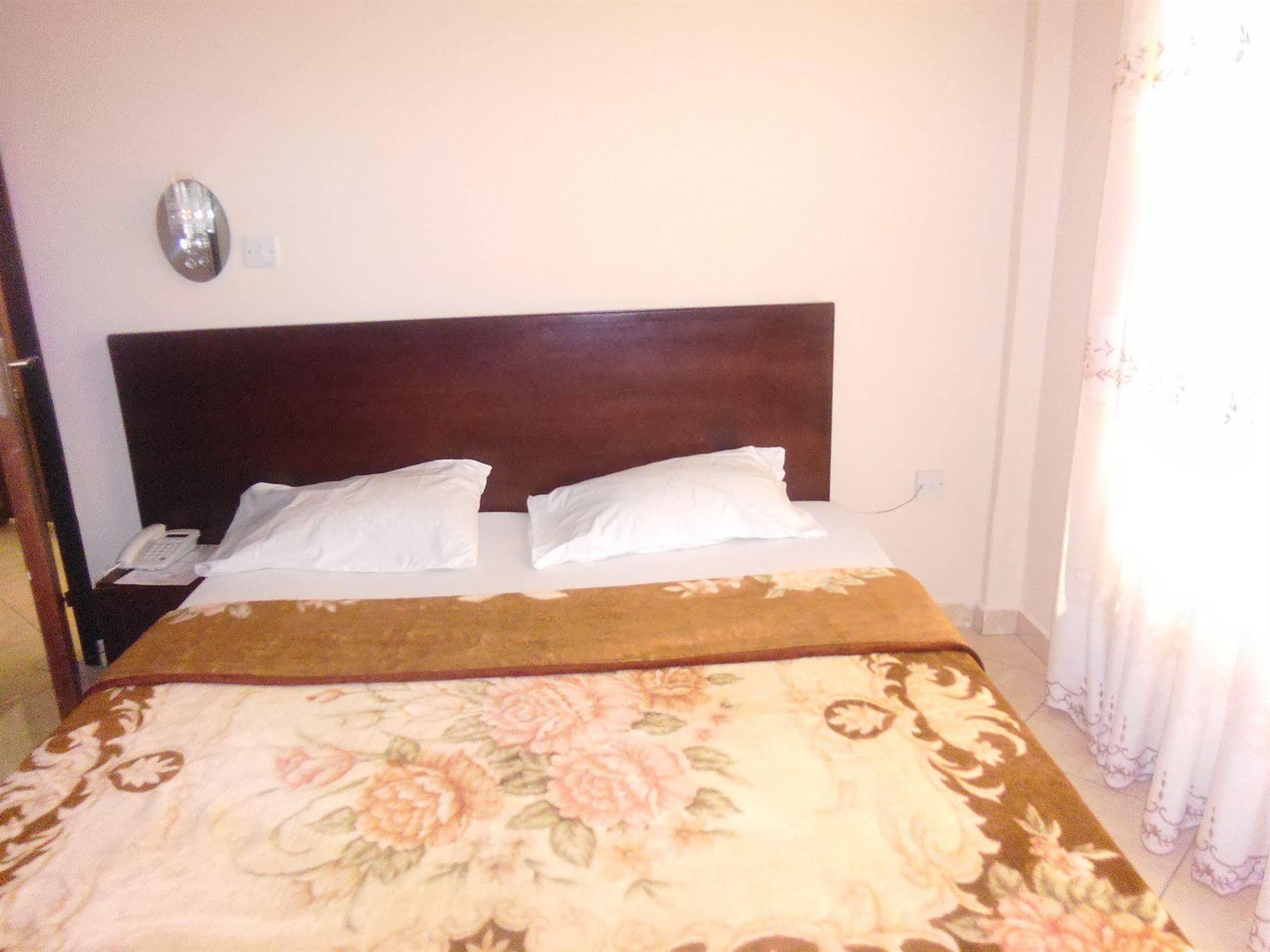 Wadoma Royale Hotel Kumasi Eksteriør bilde